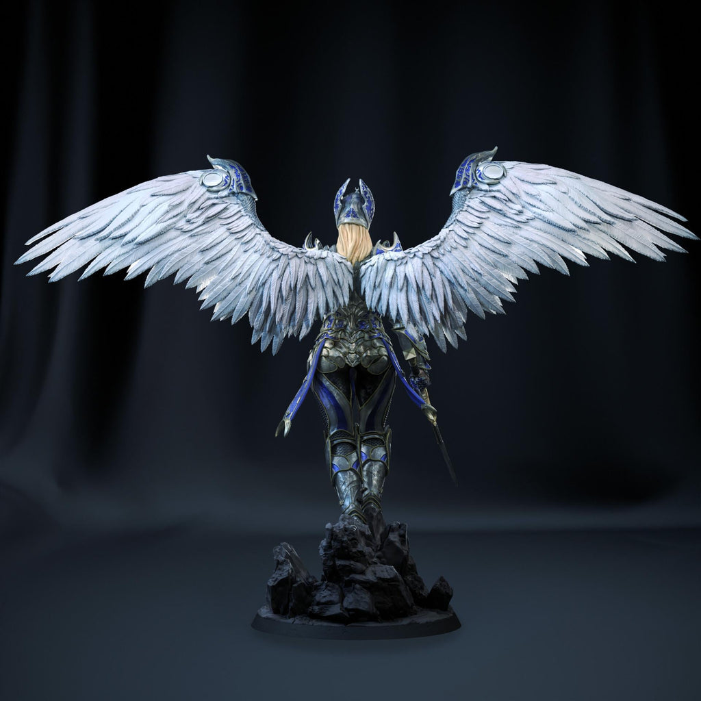 Dame Aylin resin figure, Hand Painted Collectible, 3D Printed Statue