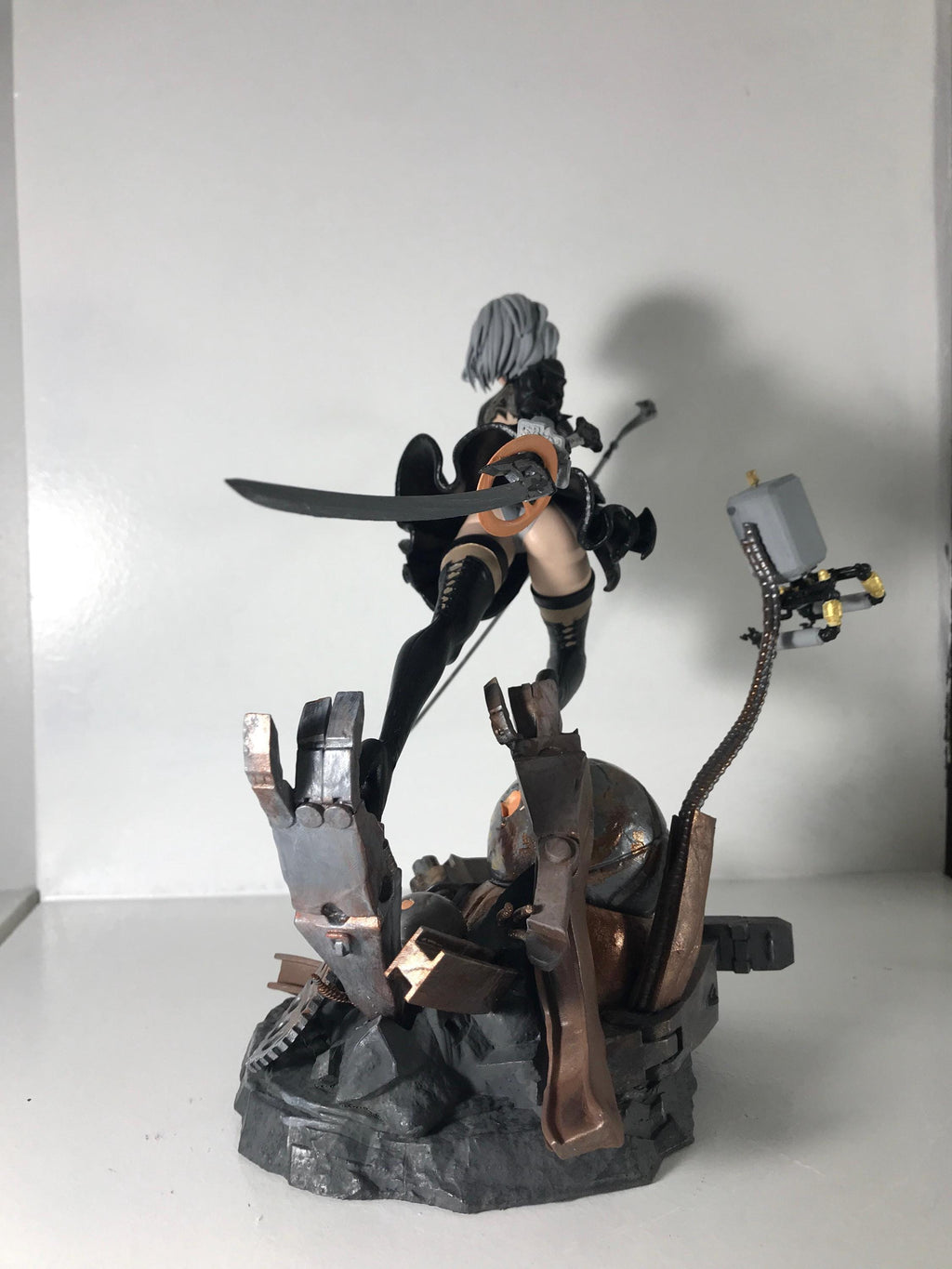 2B NieR Automata figure, Resin Statue, Hand Painted, 21.9 cm (8.6 in)
