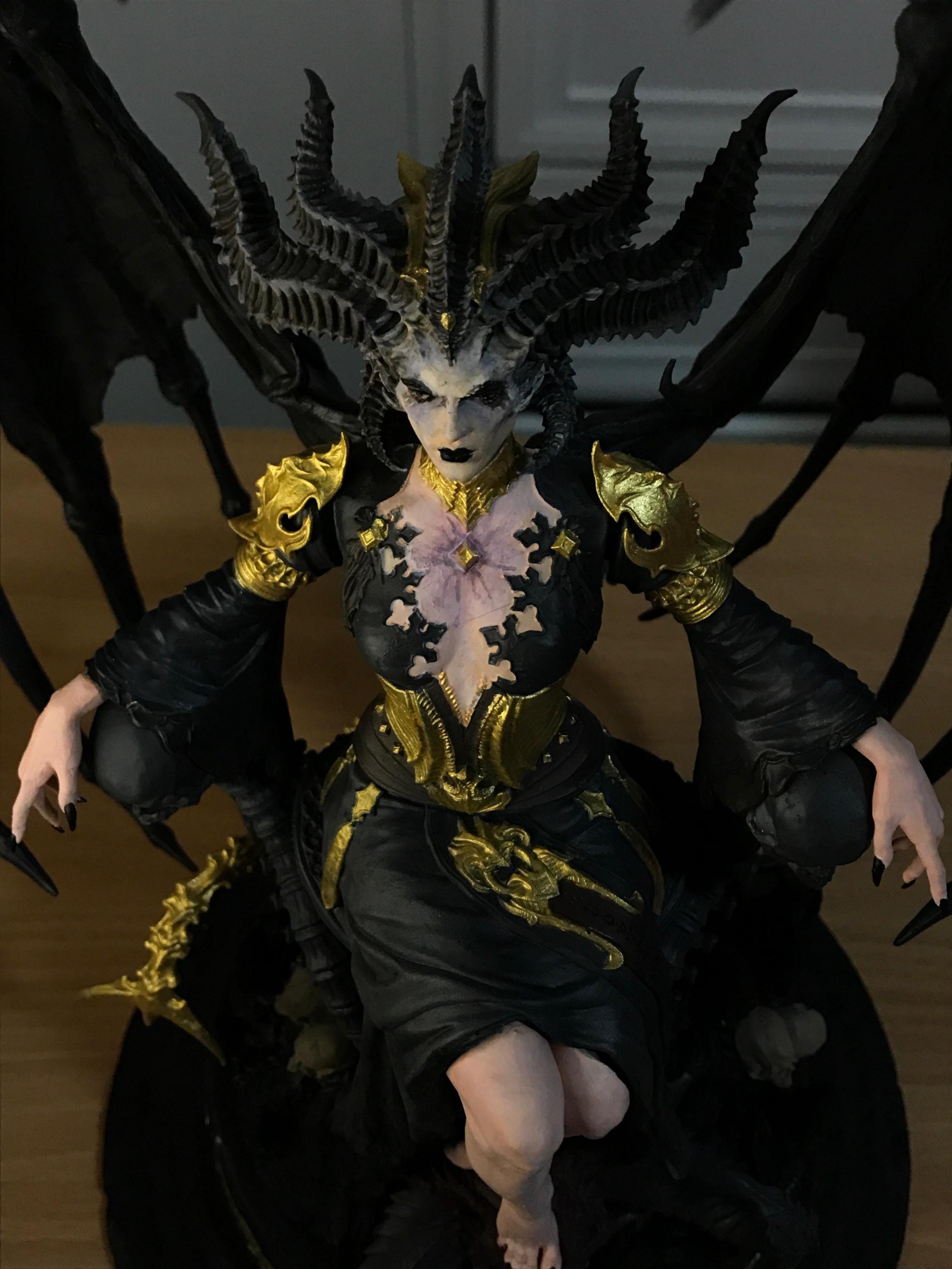 Lilith Diablo IV Statue | Hand Painted Resin Dark Fantasy Collectible