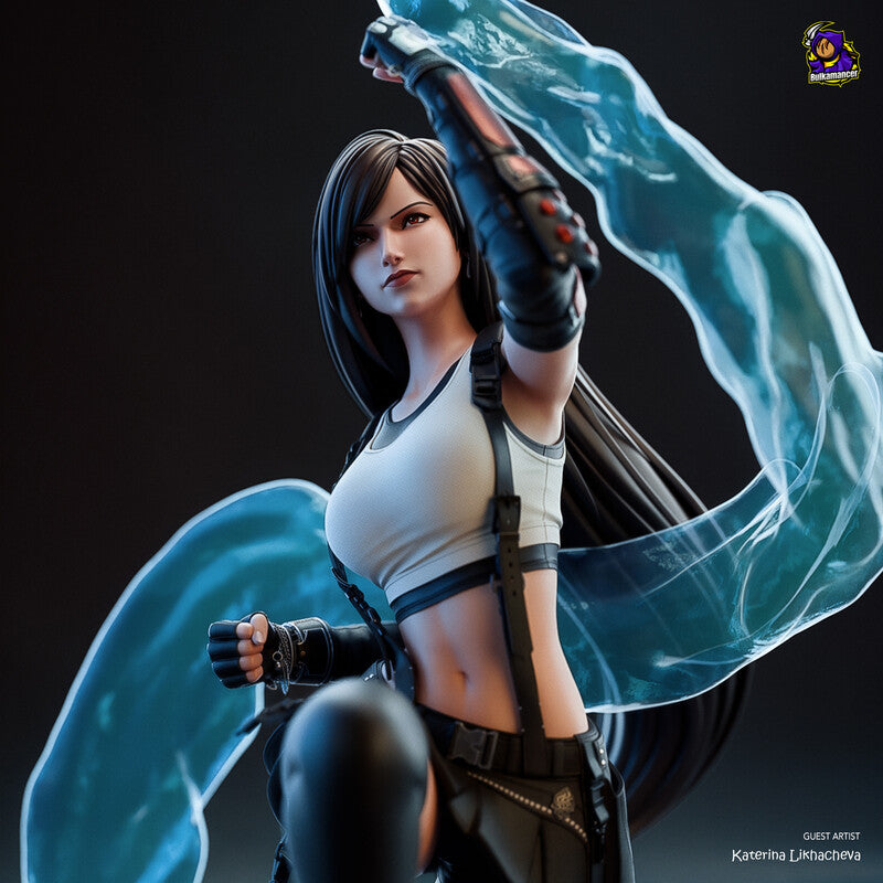Tifa Lockhart Statue, Hand Painted Collectible Figure, 25.3 cm (10 in)